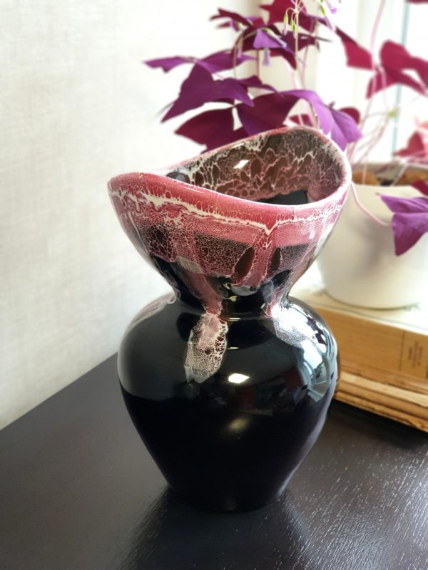 Vase Fat Lava rose/noir de VALLAURIS 6